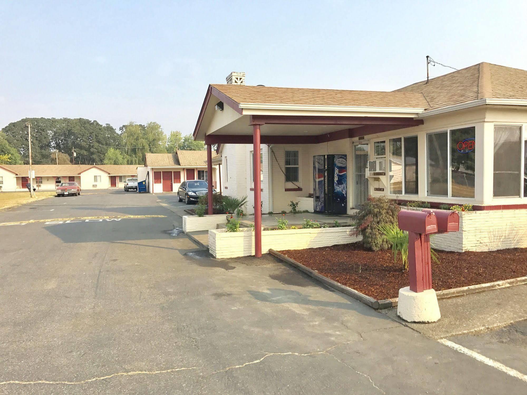 Travelers Inn Motel Σάλεμ Εξωτερικό φωτογραφία